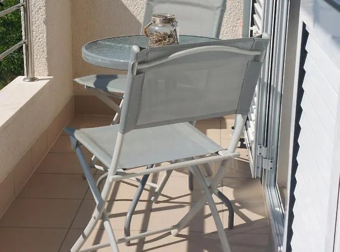 Dario Apartman Grebastica